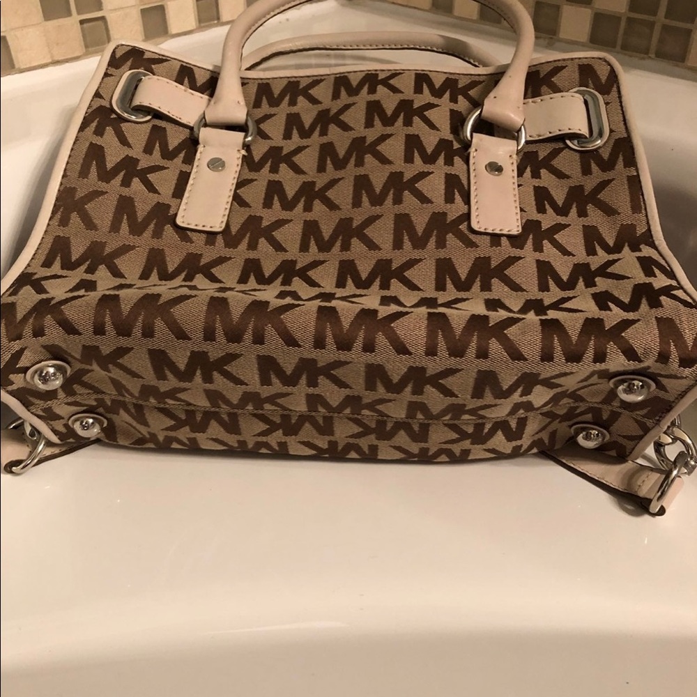 Michael Kors Authentic Purse - image 6